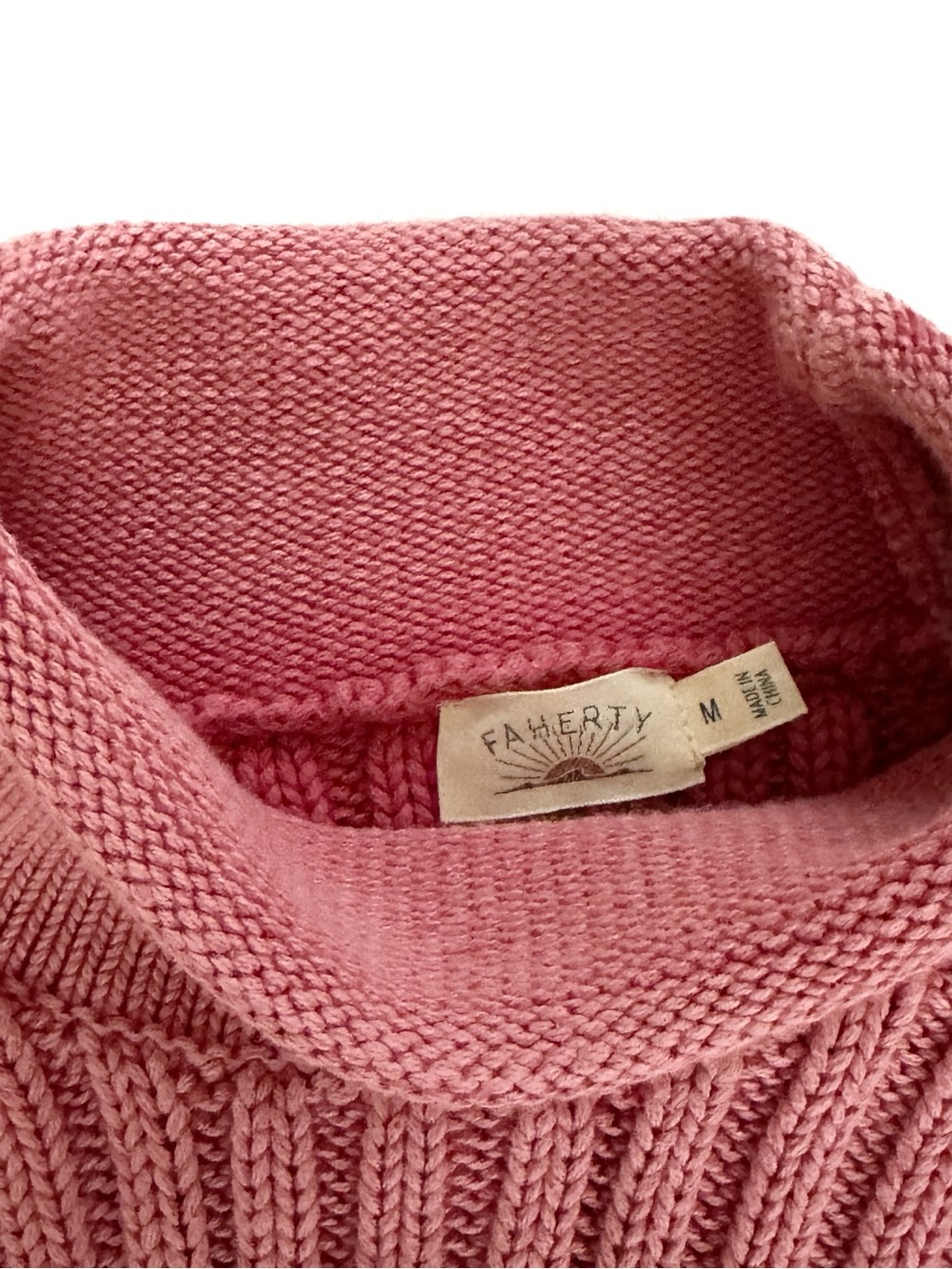 Faherty Sunwashed Cotton Rollneck Sweater - Baroque Rose Size Medium - Picture 6 of 12